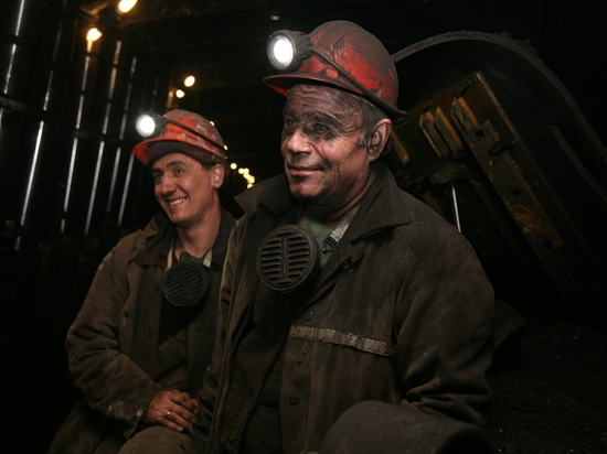 В Ивановской области монастырь получил уголь к Дню шахтера