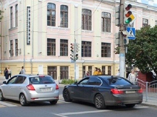 Накануне нового учебного года "Единая Россия" контролирует качество дорог к калужским школам