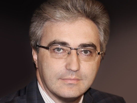 Виталий Попов поздравил рязанских педагогов и учеников с Днем знаний