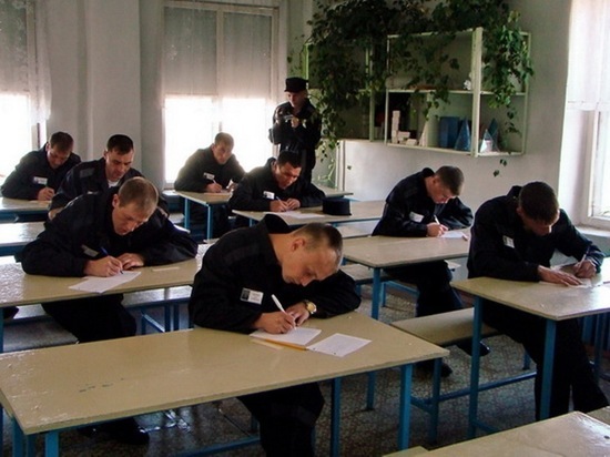 Молодые осужденные Забайкалья пошли в школы за колючей проволокой