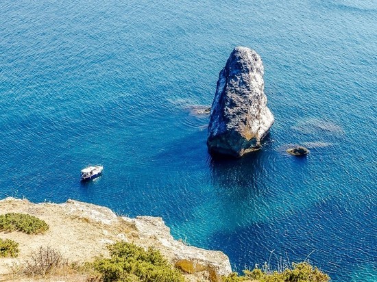 Крым за август принял больше 2 млн туристов