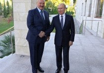 Президент Белоруссии Александр Лукашенко обычно не согласовывает с российским коллегой Владимиром Путиным свои заявления о внешней угрозе