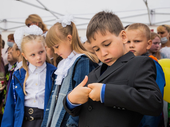 В Тверской области детям из многодетных семей форму будут выдавать каждый год