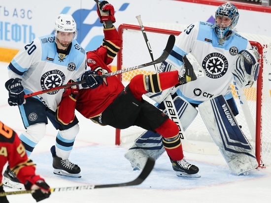 Хоккей: «Сибирь» стартовала с проигрыша «Авангарду»