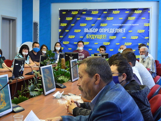 Депутат Госдумы обсудил с активом партии подготовку к единому дню голосования