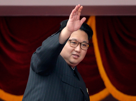 Ким Чен Ын посетил пострадавшие от тайфуна районы и сменил руководство