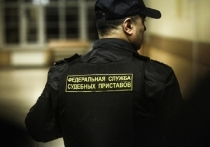 Жителю Могочинского района грозит тюремный срок за нападения на судебных приставов с металлической трубой