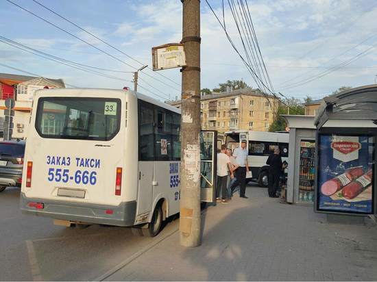 В Рязани в ДТП с двумя маршрутками пострадала девочка-подросток