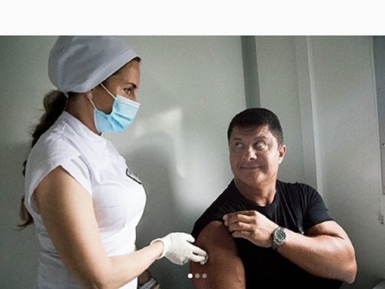 Бывший мэр Ярославля бесстрашно привился от гриппа