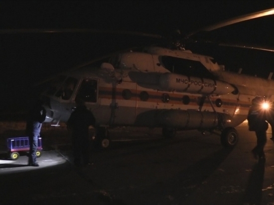 В Хабаровск доставили вертолетом пострадавших в ДТП в Нанайском районе