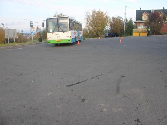 В Салехарде автобус сбил пешехода