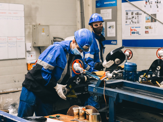 Глава Смоленщины побывал на предприятии «НОВА-Брит» в Вяземском районе