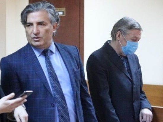 СМИ: Пашаев навязал себя Ефремову после аварии