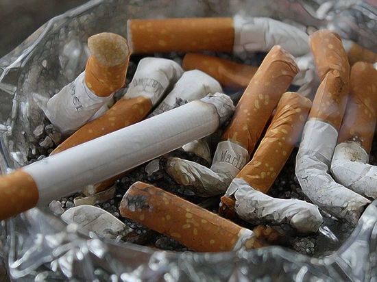В Кемерове многоэтажка загорелась от тлеющей сигареты