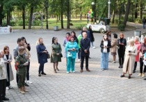 Глава городского округа Серпухов Юлия Купецкая встретилась с представителями Общественного совета парков муниципалитета.
