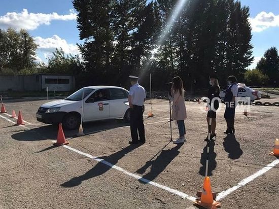 Нижнекамцы без прав показали навыки водительского мастерства
