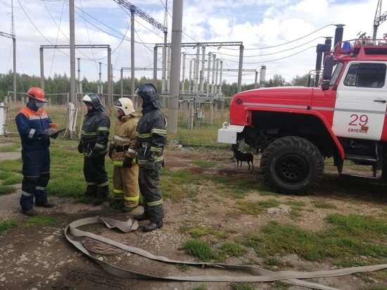Тульские спасатели отработали учебный пожар на трансформаторной подстанции