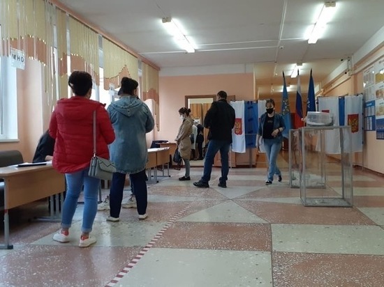 Активисты «Левого фронта» атаковали избирательный участок в Ноябрьске