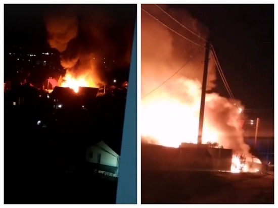 К приезду МЧС горящий дом был весь в огне: ночной пожар в Новосибирске