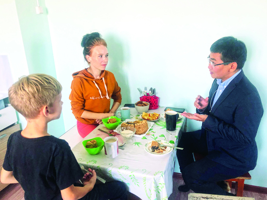 В Улан-Удэ дети-сироты, жившие в «аварийном» Сотниково, стали получать нормальные квартиры