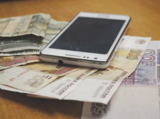 Жительница Екатеринбурга перевела мошенникам свыше 800 тысяч рублей