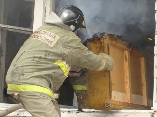 Накануне в Хакасии горел жилой дом с людьми внутри