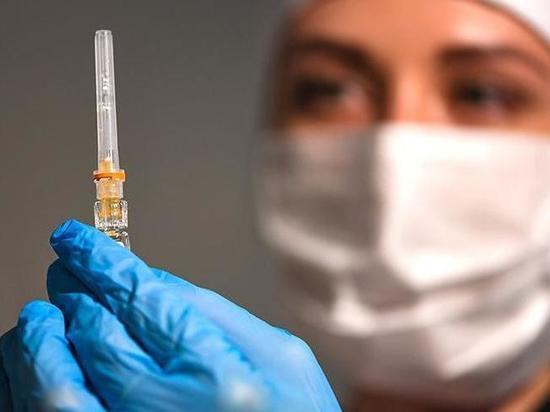 На магаданских врачах через неделю опробуют вакцину от COVID-19