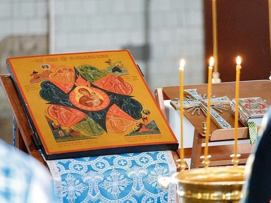 В Пскове состоялся праздник иконы «Неопалимая Купина»