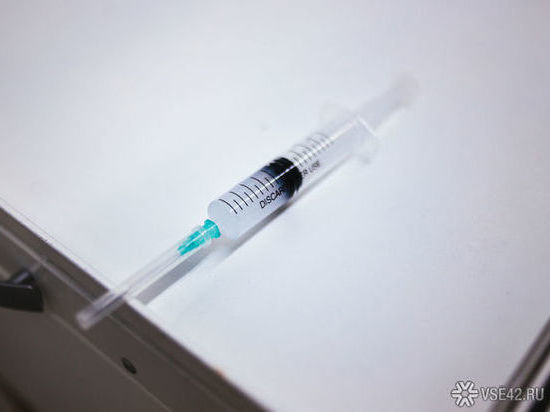 Опровергнуты слухи о принудительной вакцинации от гриппа в школах Кузбасса