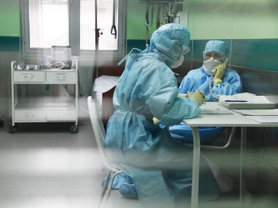 В Волгограде и области 800 медицинских сотрудников заразились COVID-19