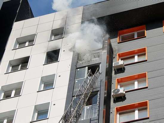 47 человек эвакуировали при пожаре на улице Ядринцева в Иркутске