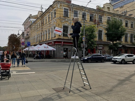На проспекте Кирова появилась матерная реклама
