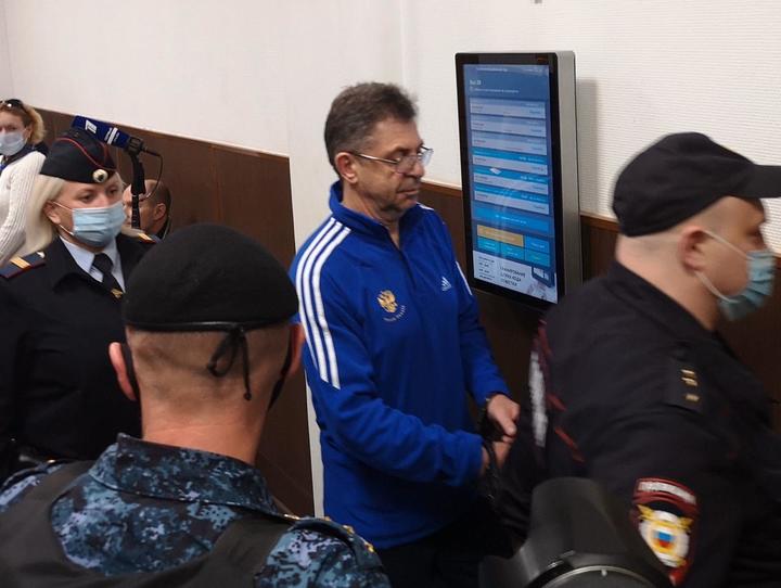 Директор центра подготовки лыжников Кравцов арестован на 2 месяца