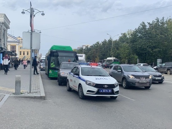 В Екатеринбурге в автобусе пострадал шестилетний мальчик