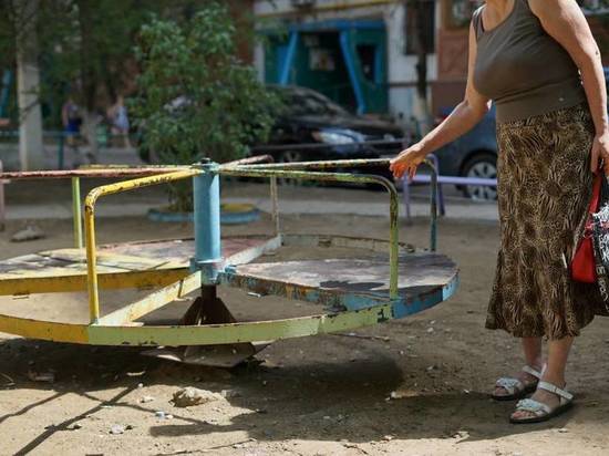 В Астраханской области более 500 детских площадок находятся в аварийном состоянии