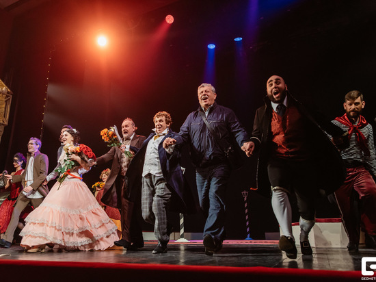 Режиссёр, ставивший спектакли для Тверского театра, скончался в Москве от коронавируса