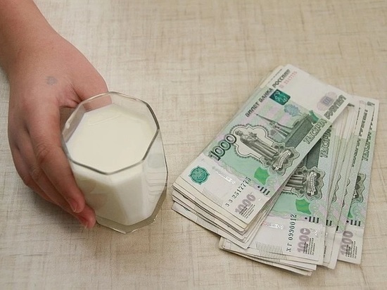 Медработники Колымы получили коронавирусные выплаты и молоко через прокуратуру
