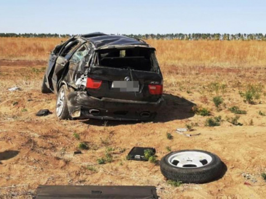 После ДТП на трассе Волгоградской области погибла пассажирка БМВ