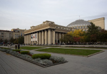 Новосибирским зрителям, купившим билеты на спектакли Большого театра предлагают вернуть деньги