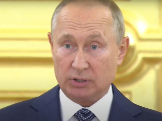 Путин заявил, что бюджет России стал независимым от цен на нефть