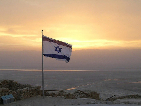 Израиль усилил карантинные меры из-за рекордного прироста случаев COVID-19