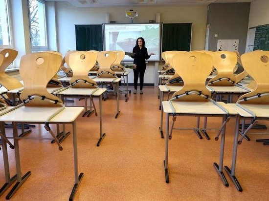 На Колыме на карантин из-за COVID-19 ушли 63 учителя, 601 учащийся и 1 школа
