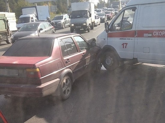В Иванове произошло ДТП с участием кареты "скорой помощи"