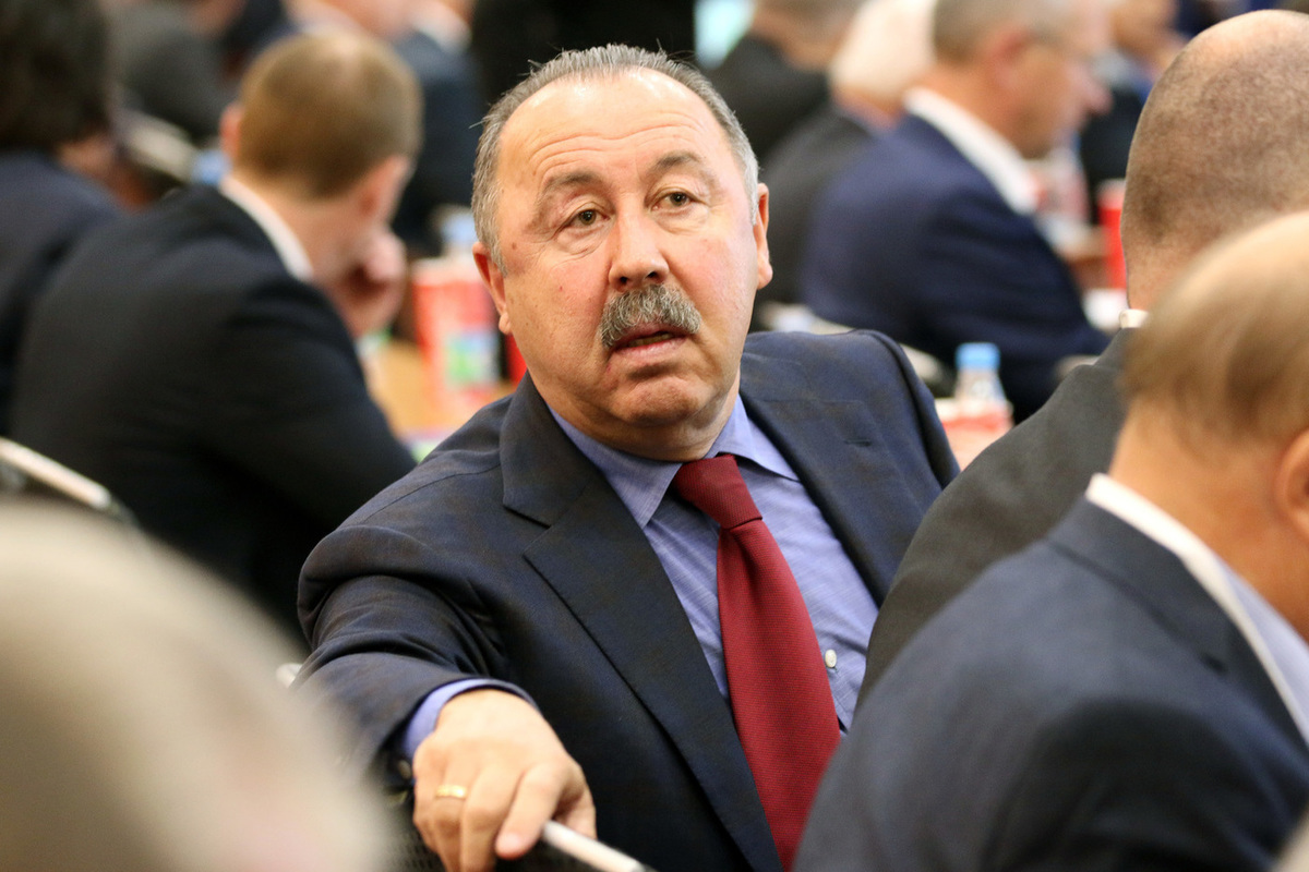 Валерий Газзаев призвал отменить лимит и расширить РПЛ