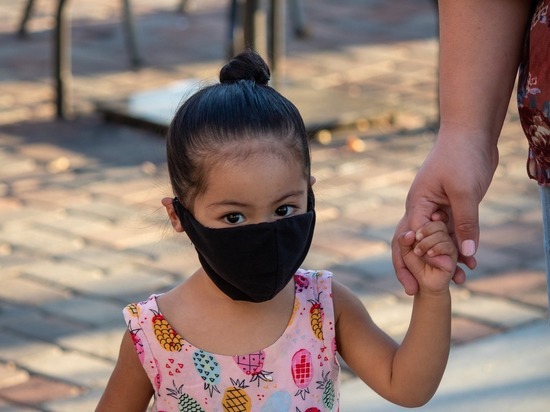 Германия: Кто может получить медотвод от ношения маски в школах