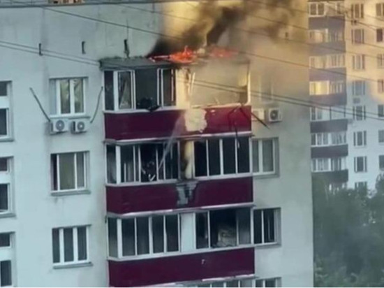 В Ростове при пожаре в многоэтажном доме пострадала 80-летняя женщина
