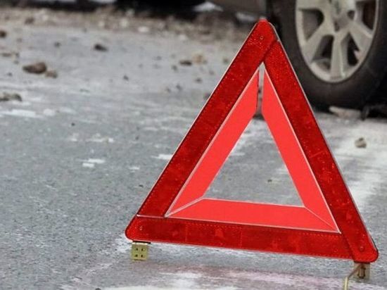 В ДТП с двумя иномарками в Новочеркасске пострадала 50-летняя женщина
