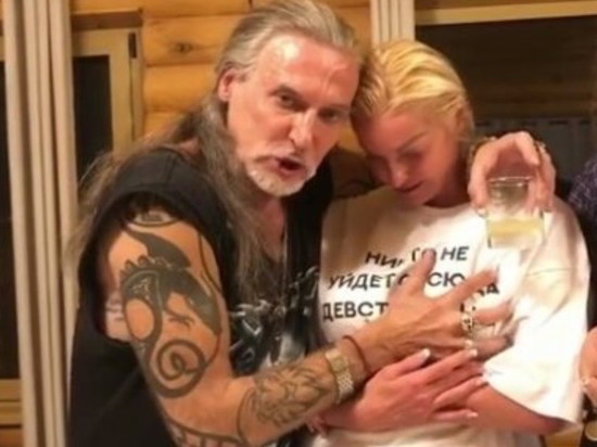 Муж с женой сняли сауну для сексуальных утех фото