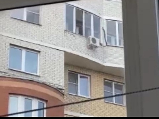 В Подмосковье мужчина открыл огонь из окна жилого дома