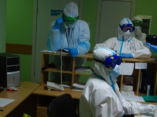 В Новосибирске снова начали перепрофилировать больницы в инфекционки